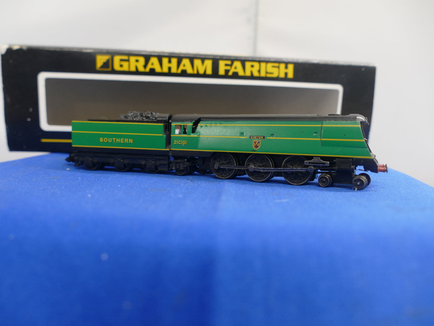 Graham Farish N Gauge Southern Loco DCC (used)