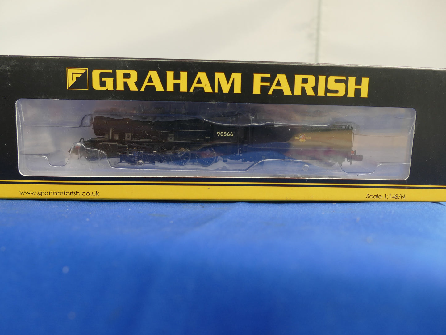 Graham Farish N Gauge 372-426 Austerity Steam Loco (used)