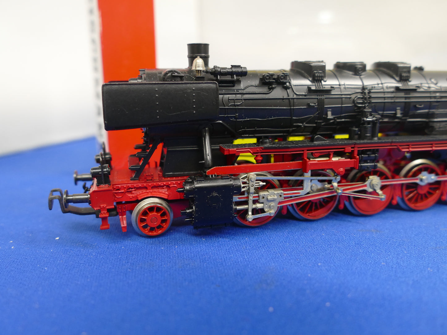 Fleischmann HO 4179 Steam 2-10-0 (used)