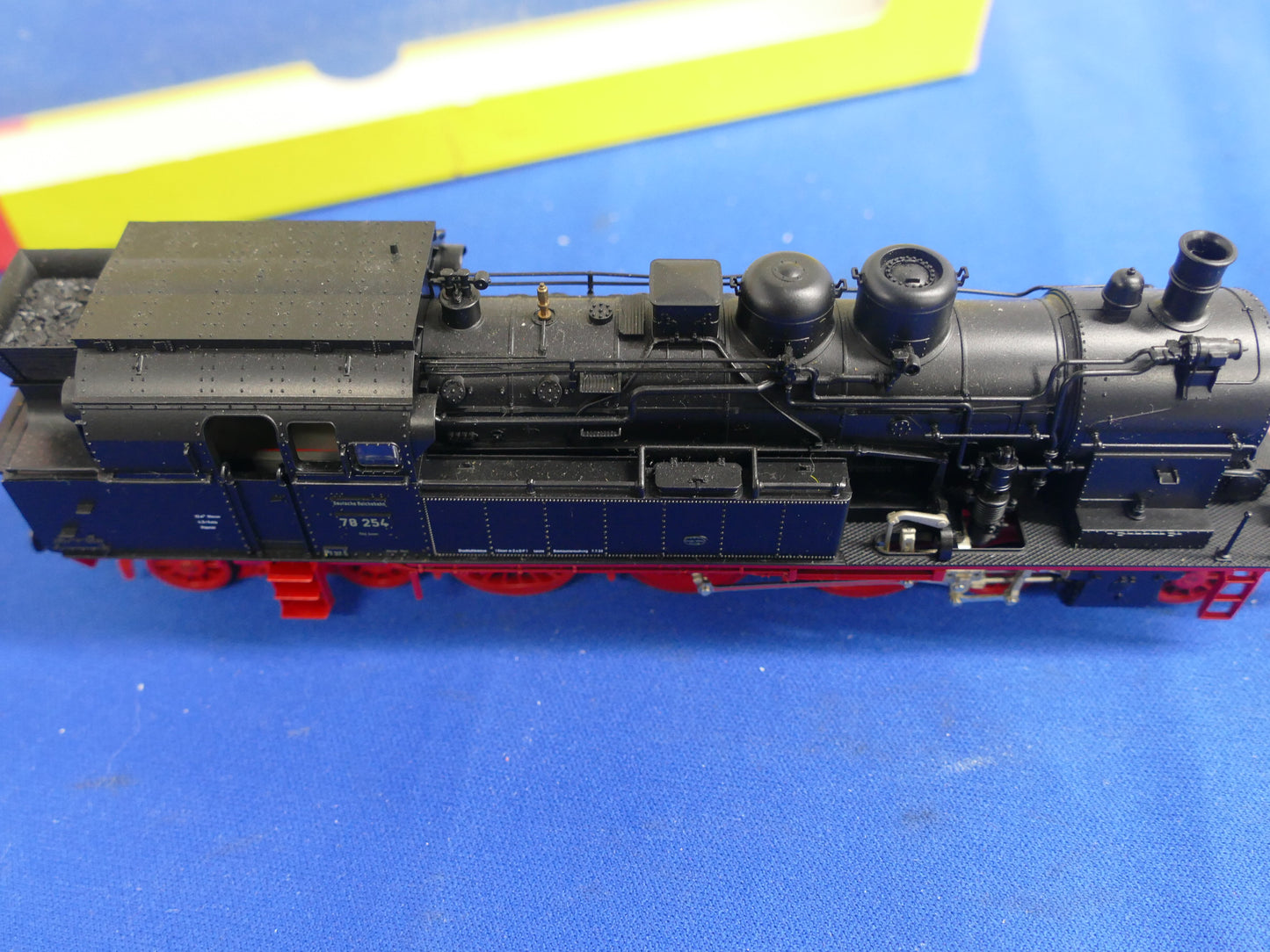 Fleischmann HO 4817 Steam 4-6-4 (used)