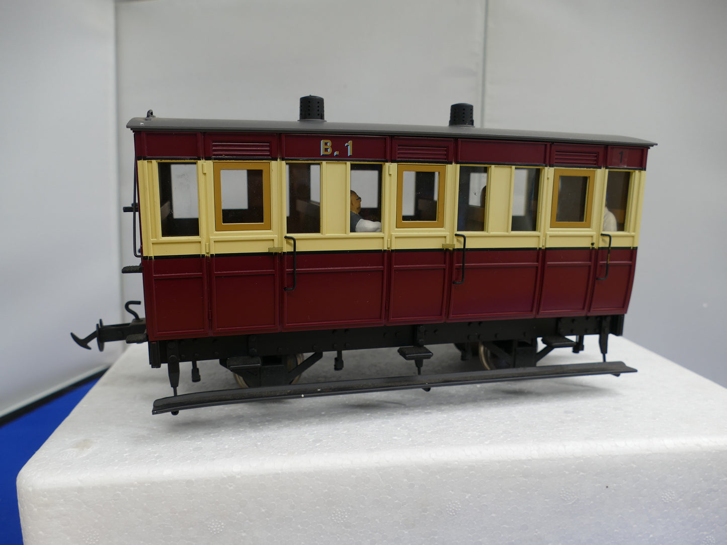 Accucraft (BMS) Isle of Man Coach #B1