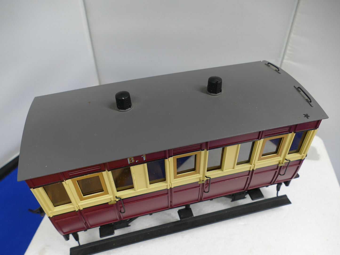 Accucraft (BMS) Isle of Man Coach #B1