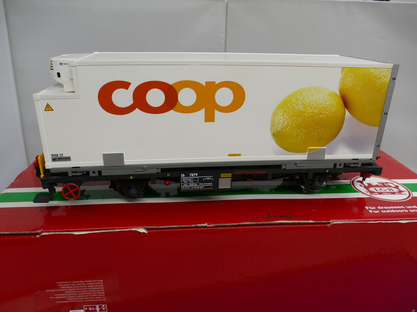 LGB 45897 RhB Container Wagon - Lemon (used)