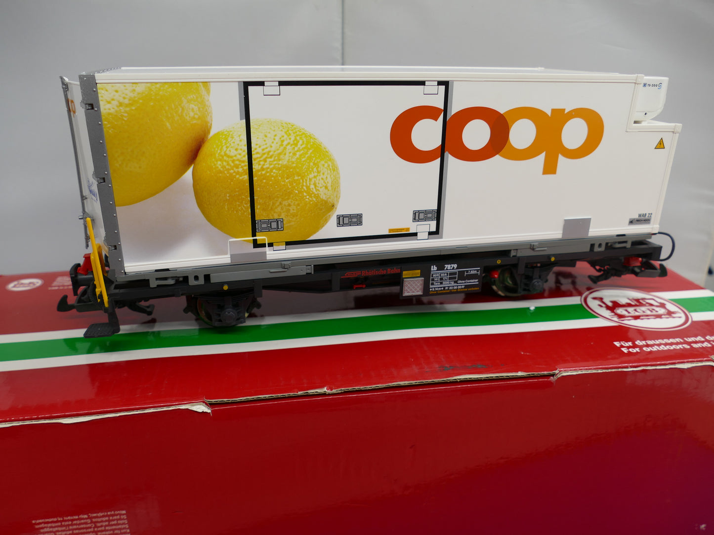 LGB 45897 RhB Container Wagon - Lemon (used)