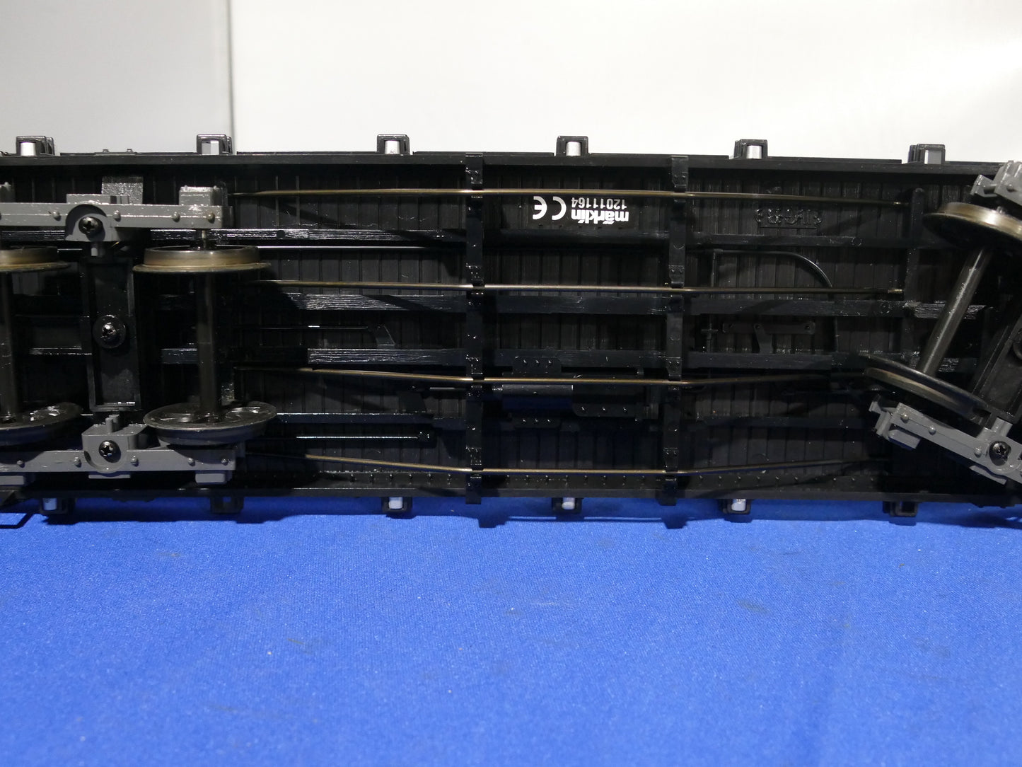 LGB 40596 Car Transporter with Muscle Cars (used)