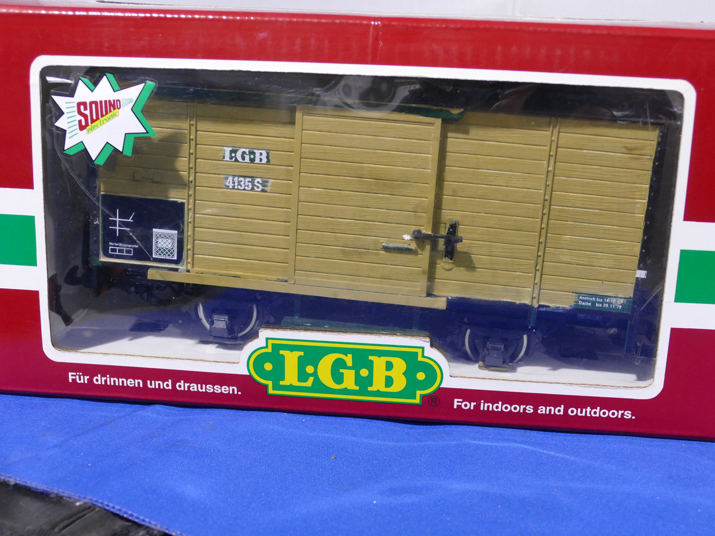LGB 41352 Box Van with Sound decoder (used)