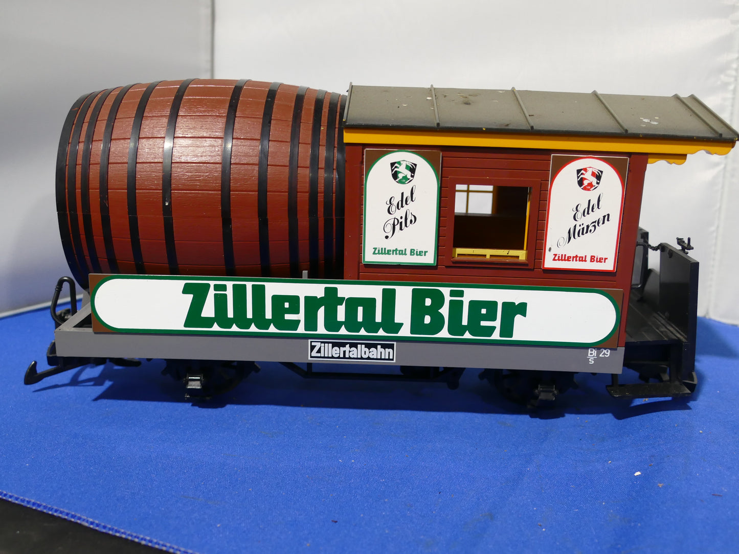 LGB 30420 Zillertal Beer Car (used)