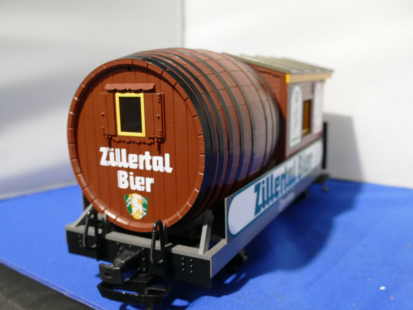 LGB 30420 Zillertal Beer Car (used)