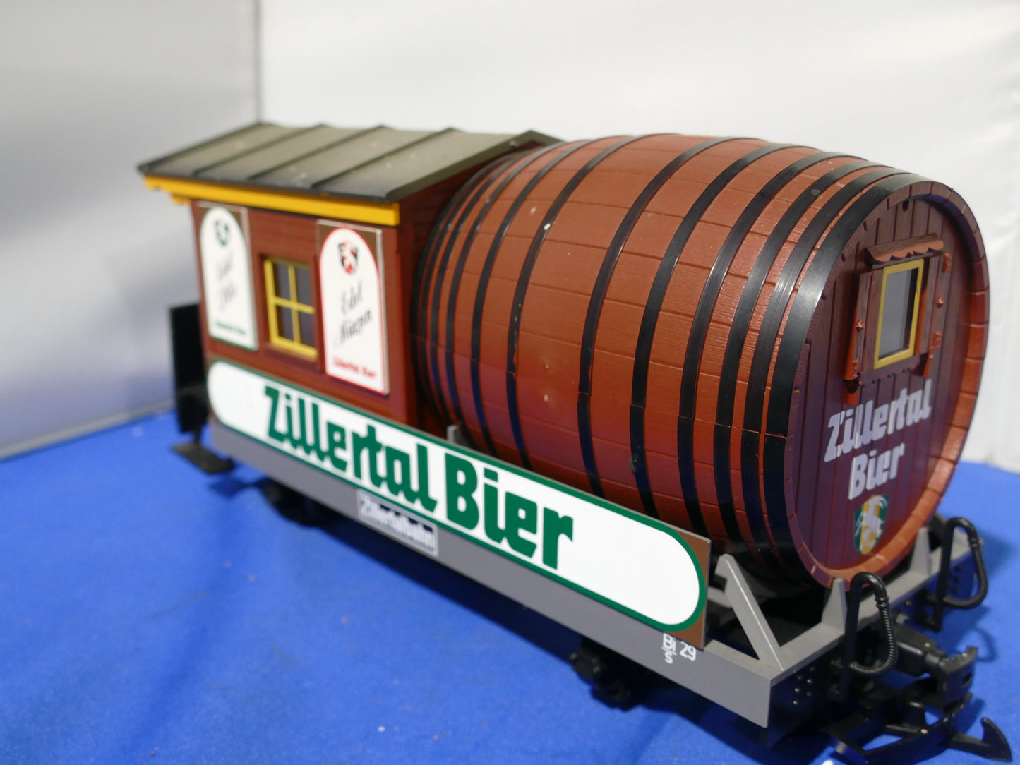 LGB 30420 Zillertal Beer Car (used)