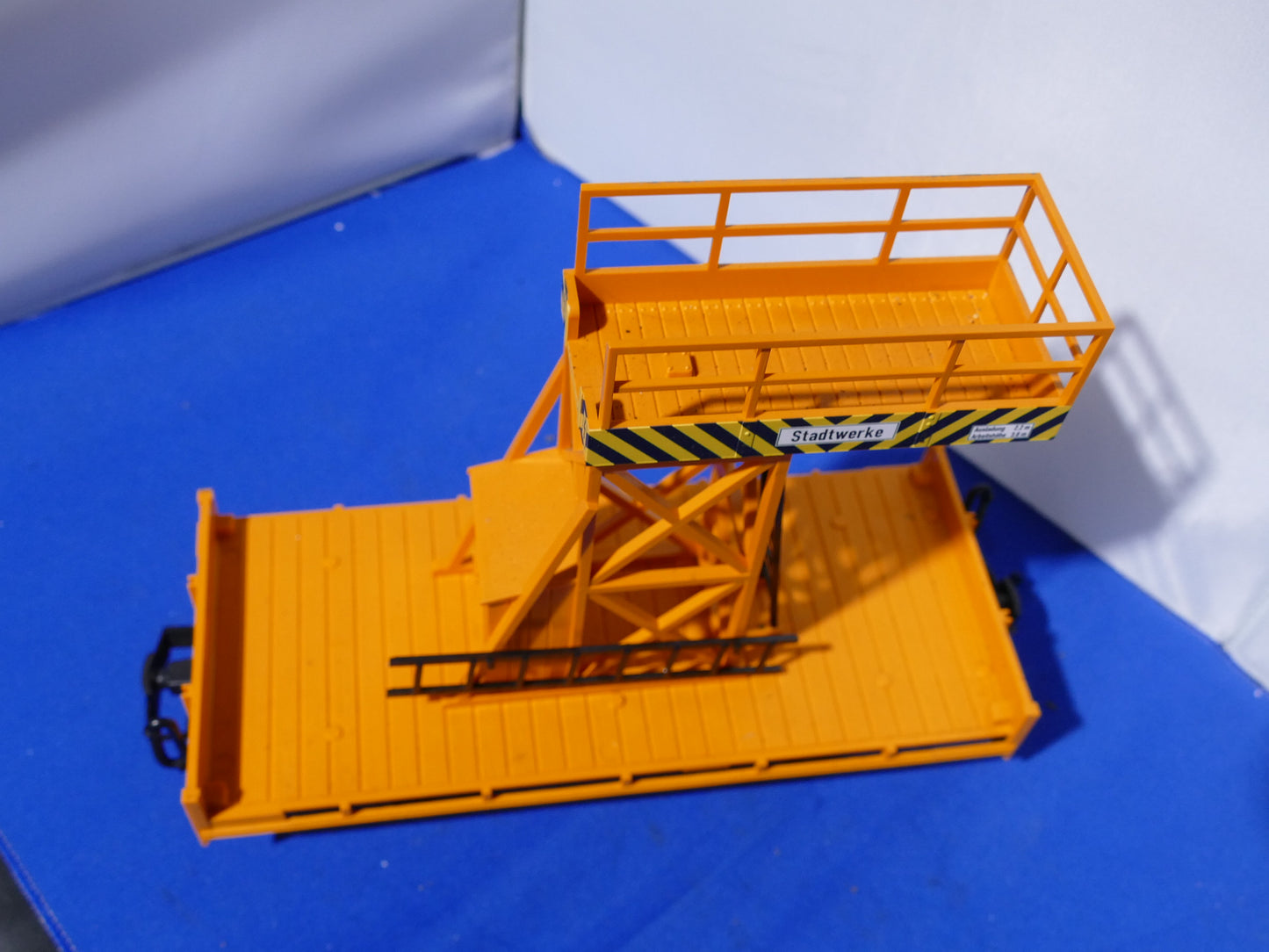 LGB 45306 Platform Car (used)