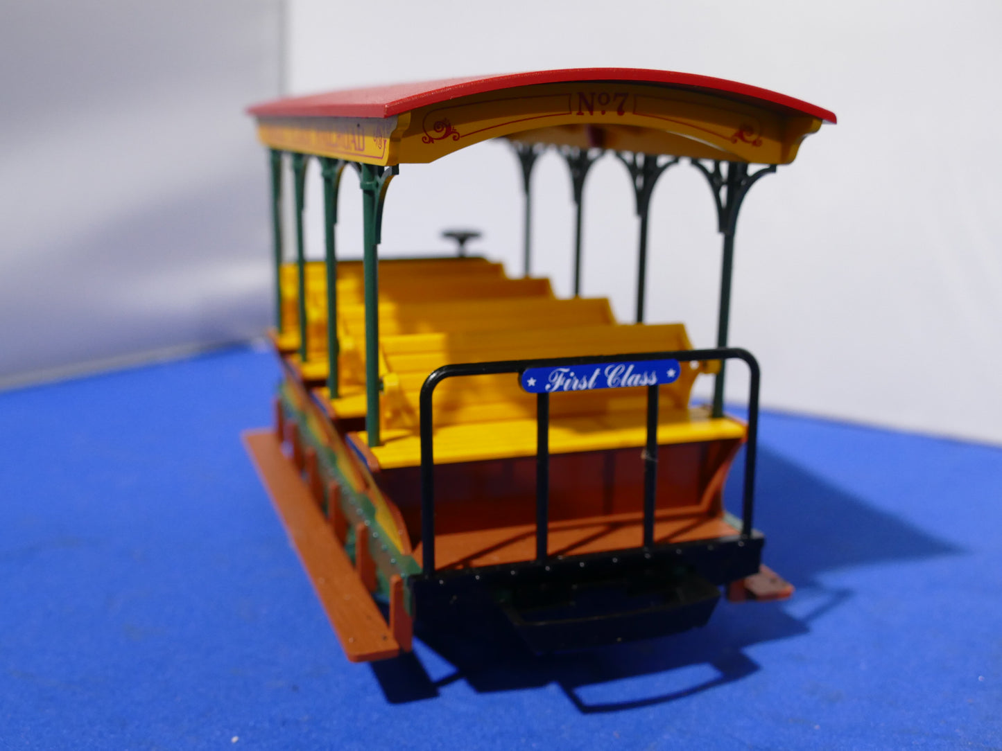 LGB 30431 Grizzly Flats Passenger Car (used)