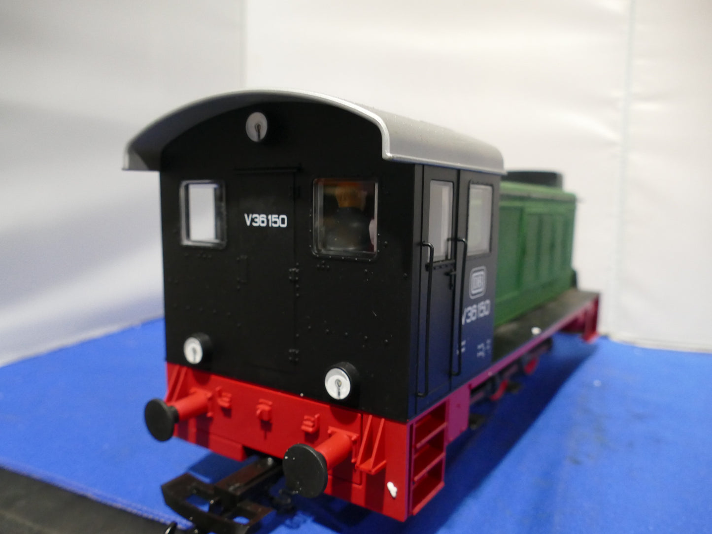 Piko 37530 V36 DB Shunter (used)