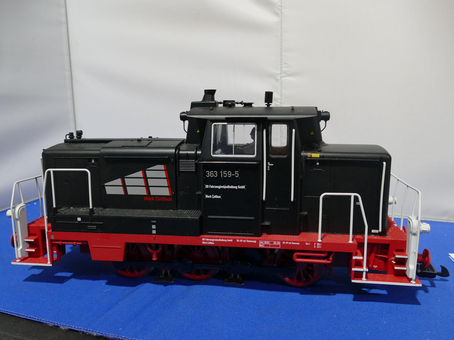 Piko 37524 Cottbus BR363 Switcher (used)