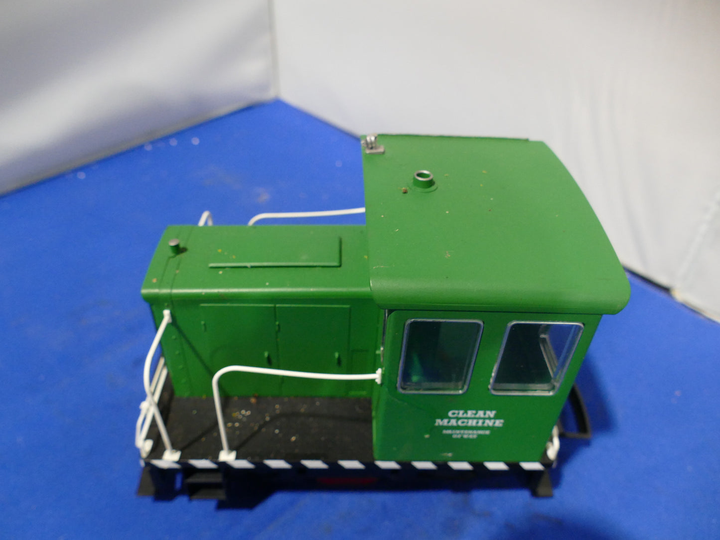Piko 38501 Track Cleaning loco - Battery (used)