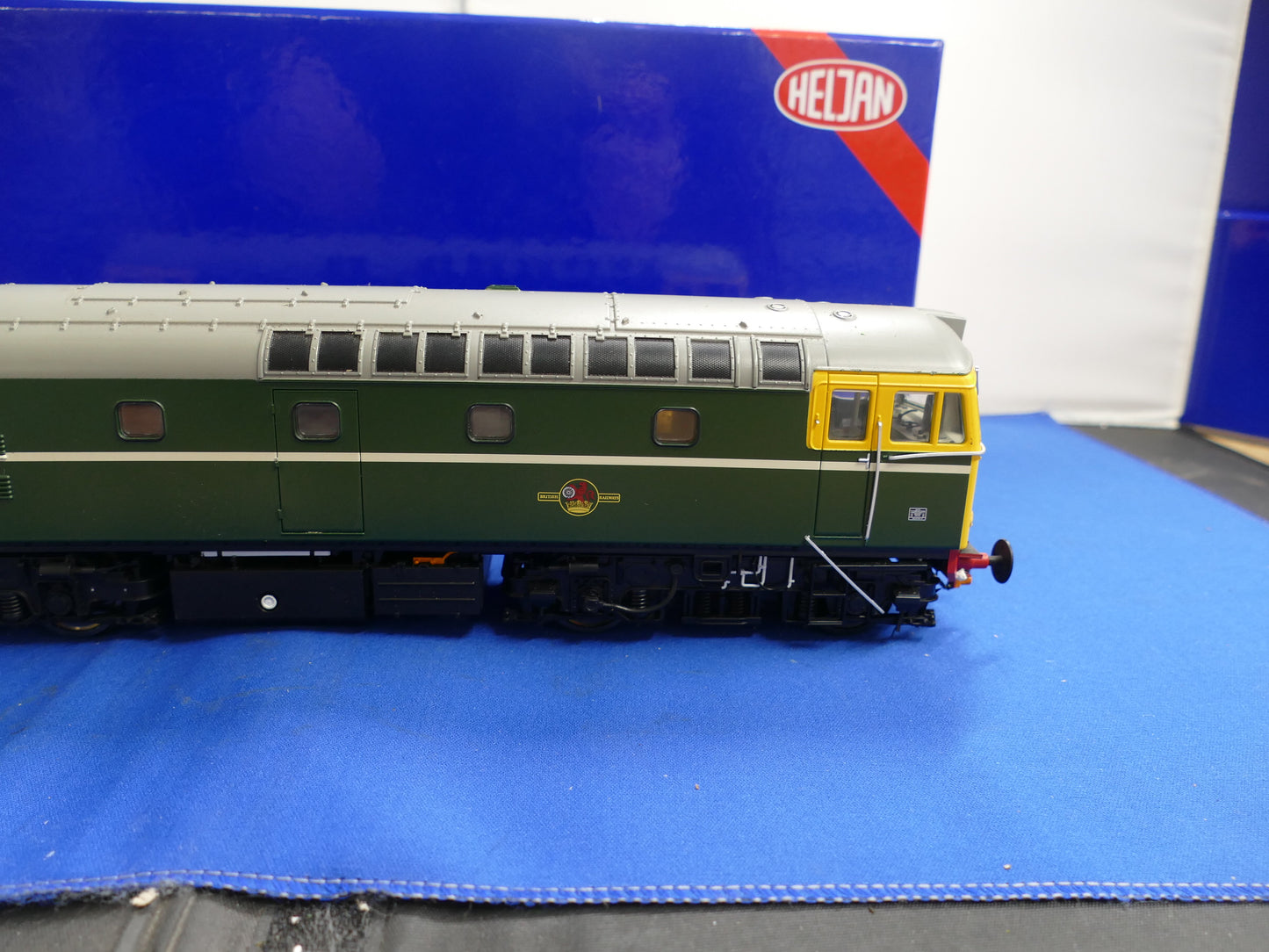 Heljan Gauge "O" Class 33 in BR Green Diesel (used)