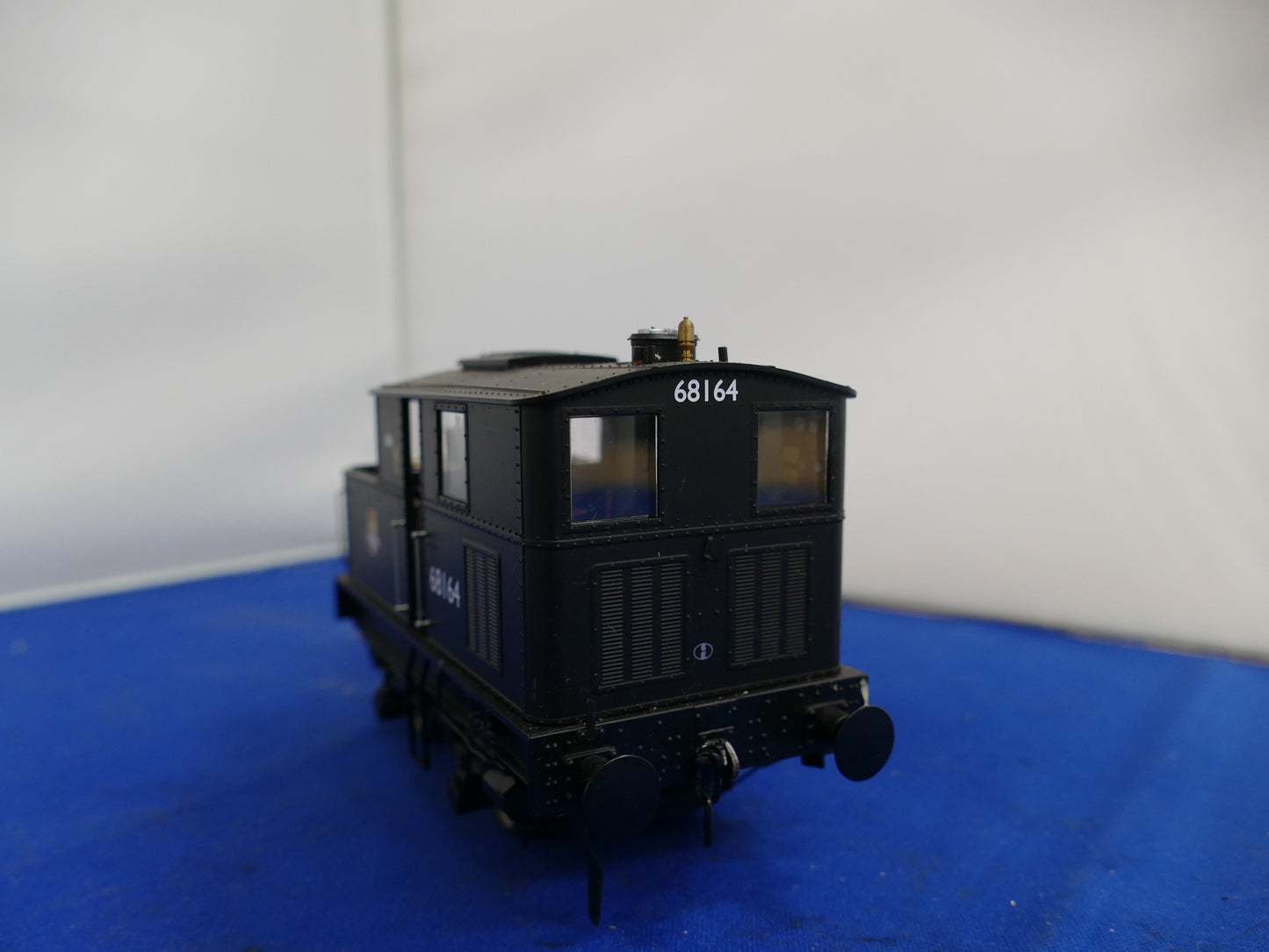 Dapol Gauge "O" Sentinel 0-4-0 4w 68164 in BR Black (used)