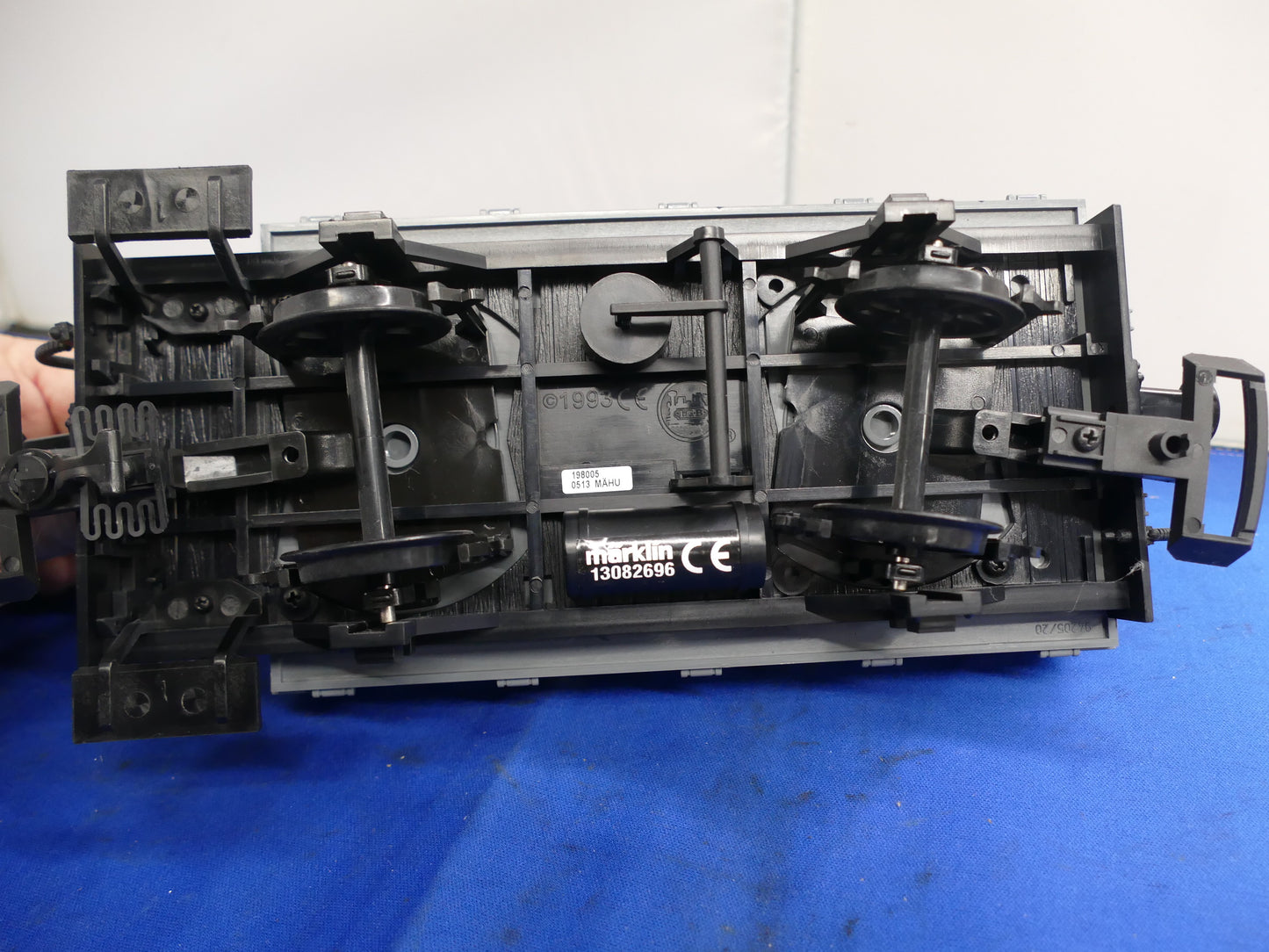 LGB G Scale - Gray 5 Plank Wagon (used)