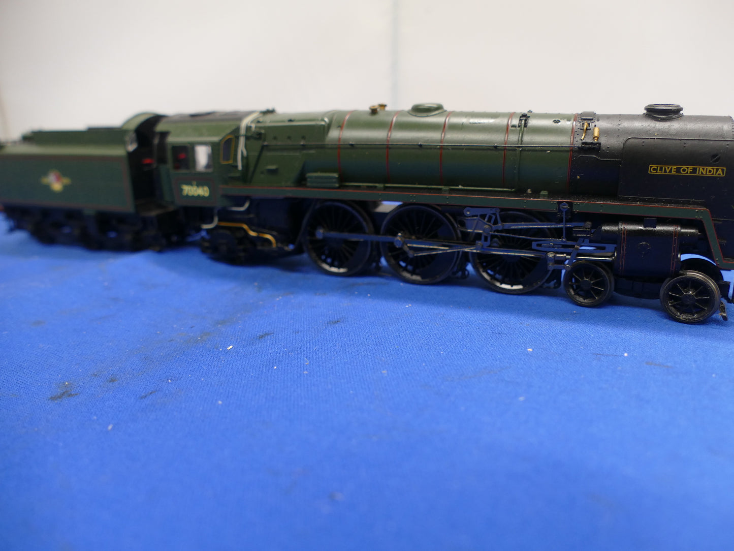 Hornby OO R2992XS BR Britannia Class "Clive of India" (used)