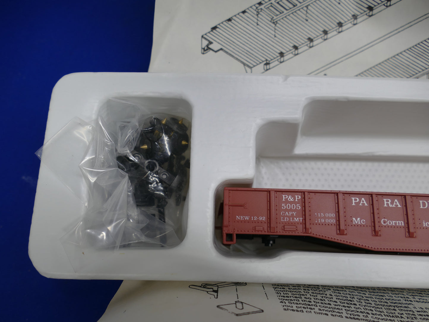 Athearn HO (Con-Cor)- 54' Gondola Kit (used)