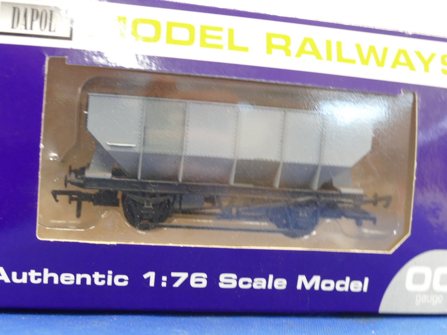 Dapol OO Gauge BR 12T Hopper (used)