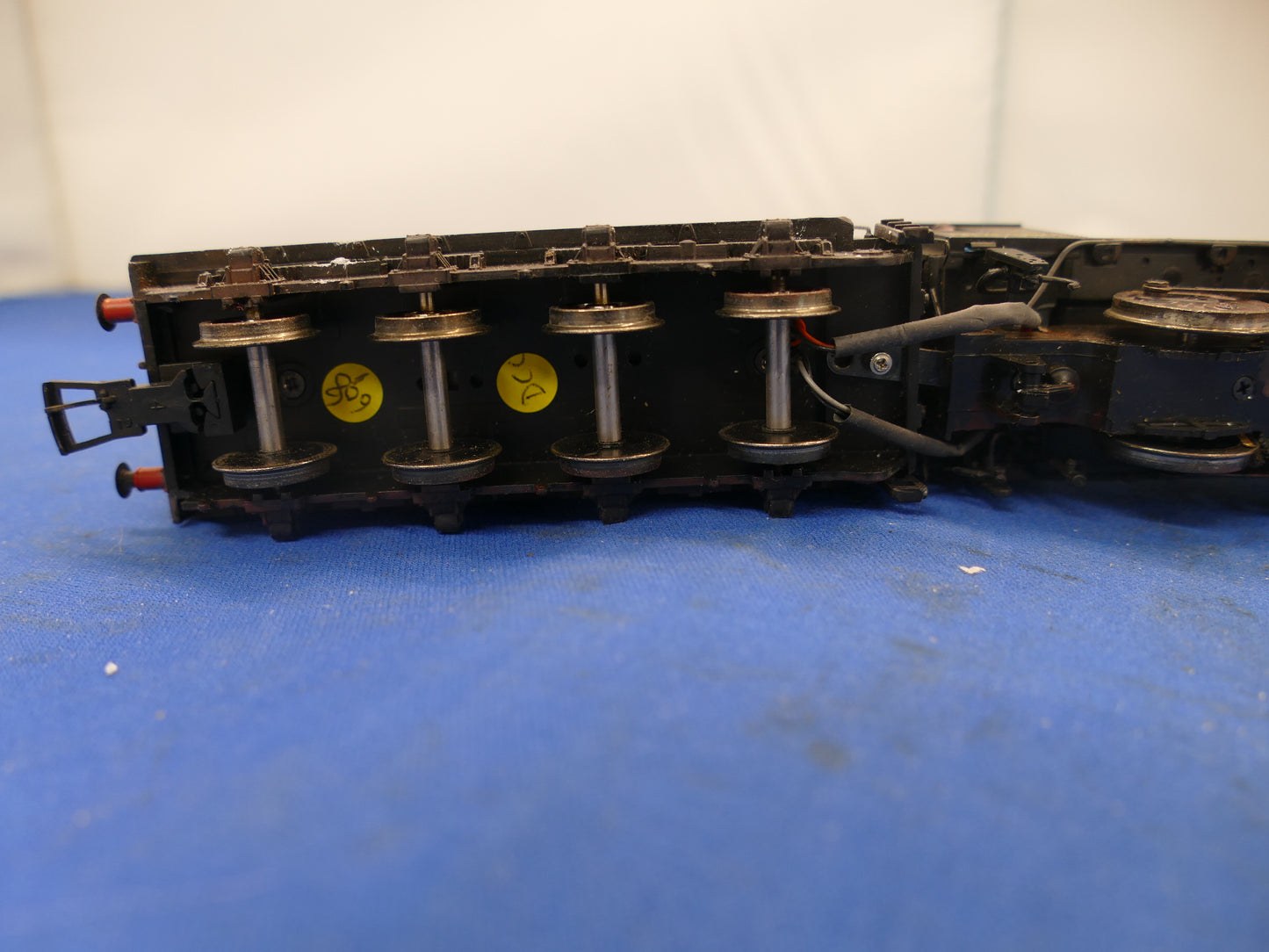Bachmann OO/HO Austerity Class Steam Loco (used)