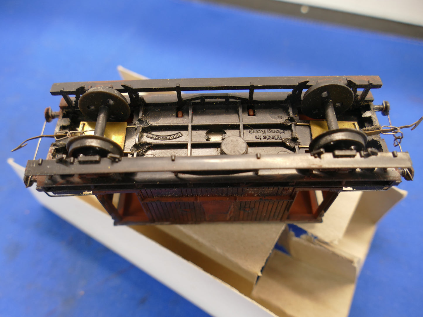 Mainline OO BR Brake Van (used)