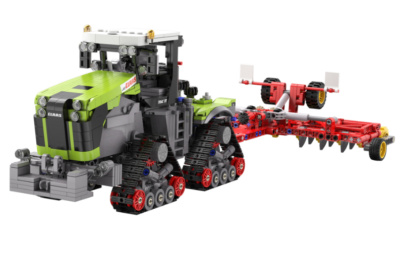 CLAAS XERION 5000 TRAC TS Tractor C65012W