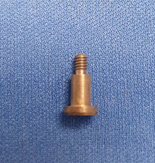 RL115 Conrod securing stepped screw.