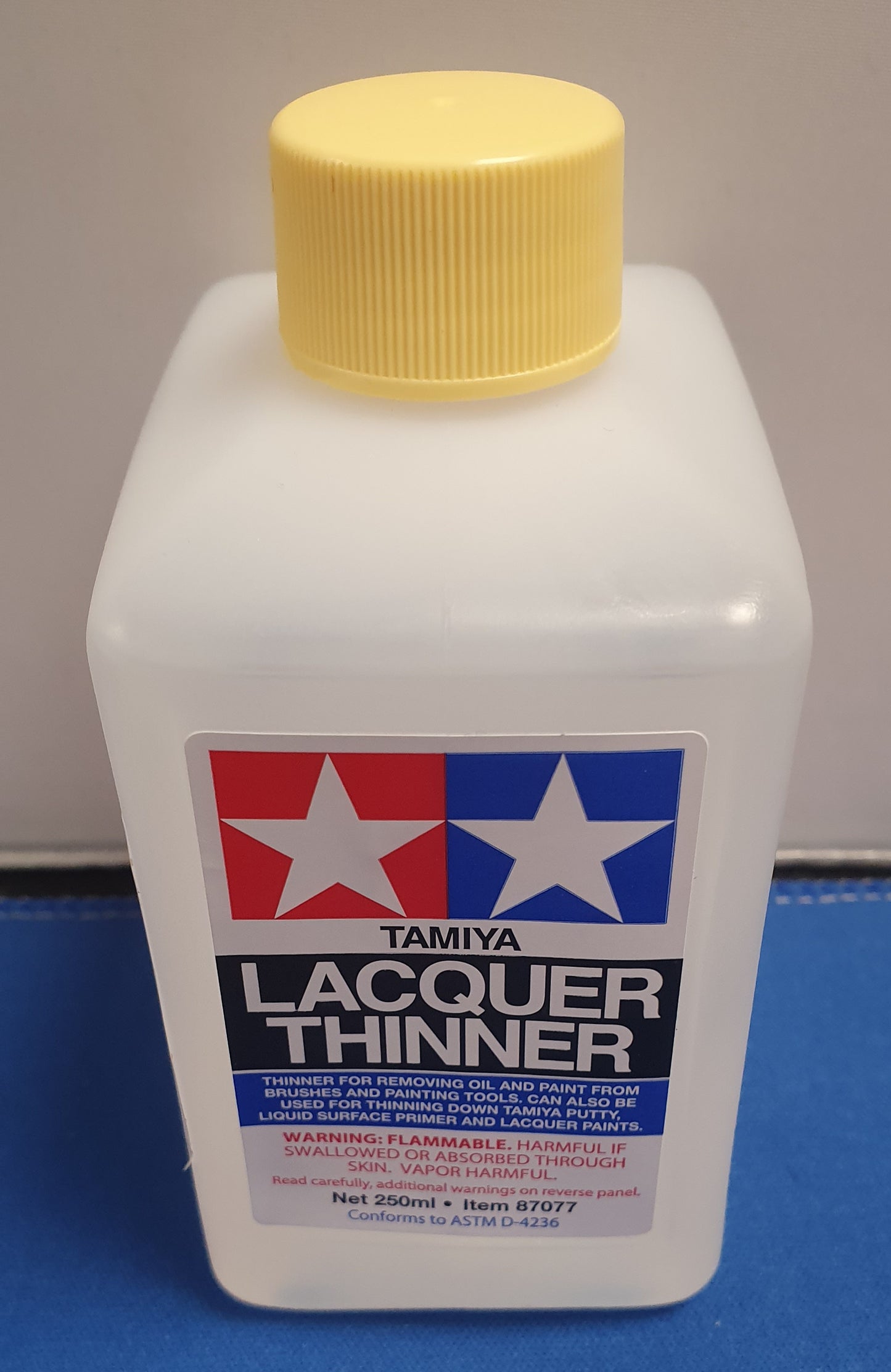 Tamiya  LACQUER THINNER 250ml  87077