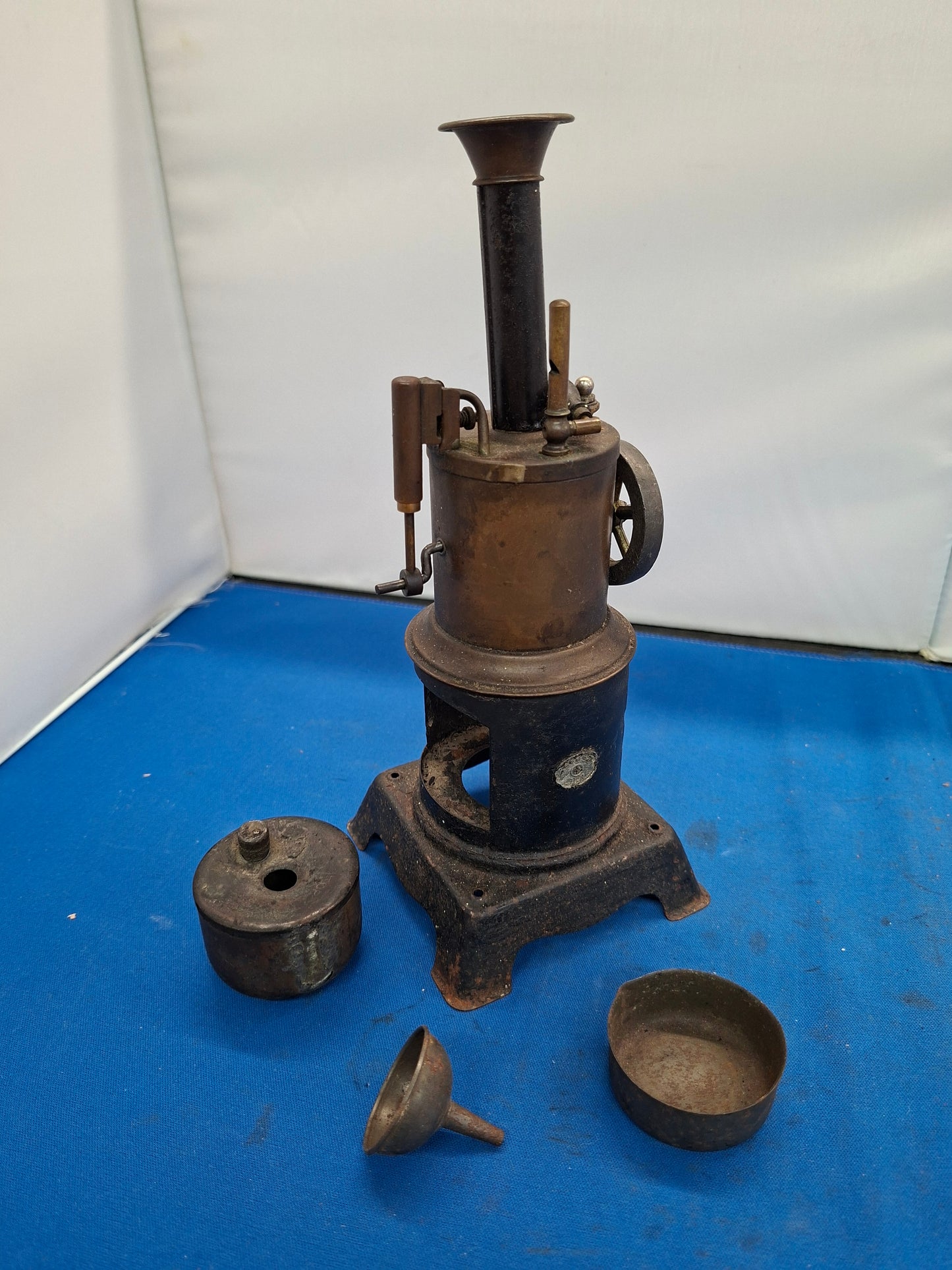Ernest Plank Vertical Live Steam Engine (used)
