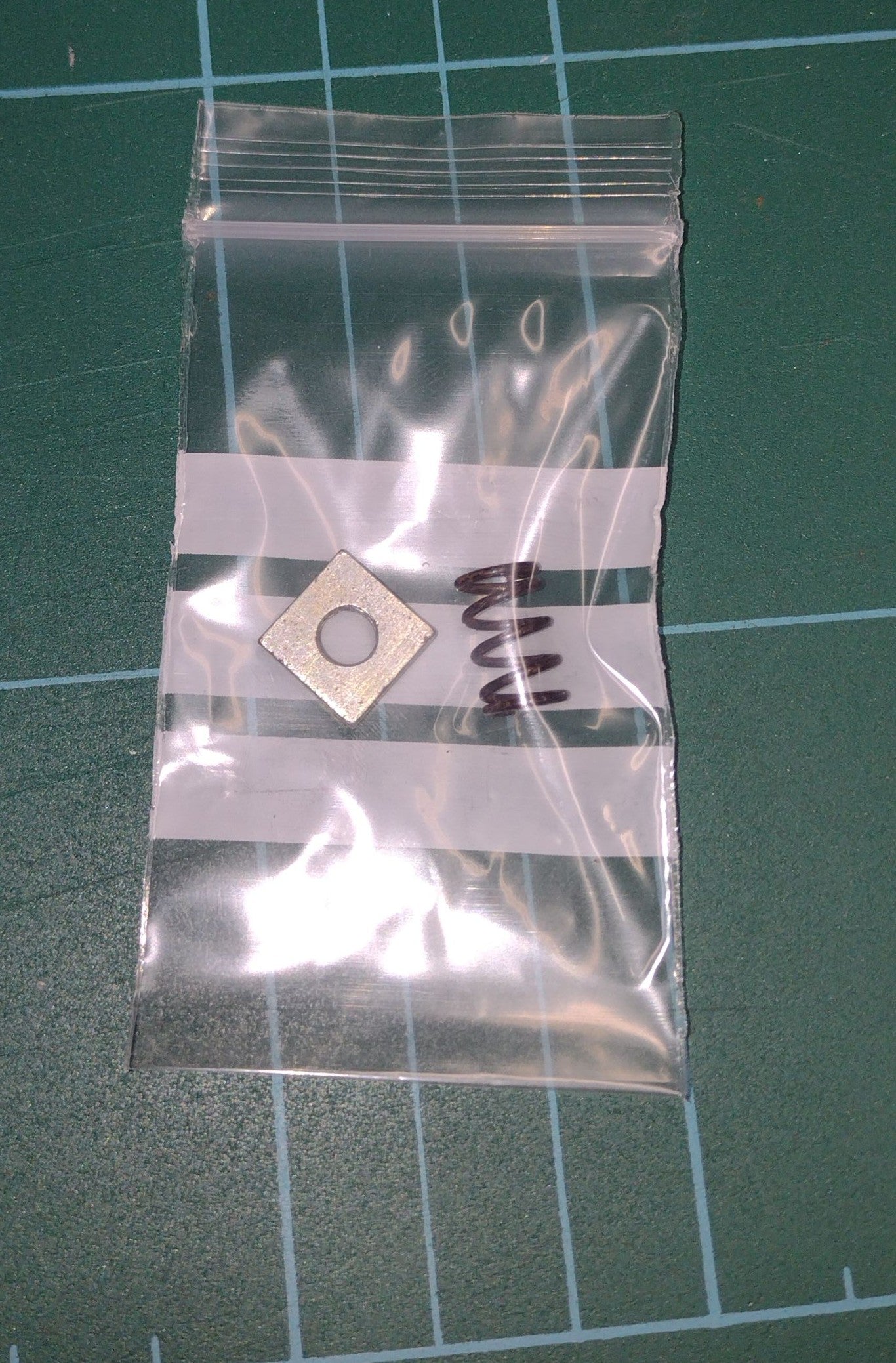 Mamod Square Nut & Spring
