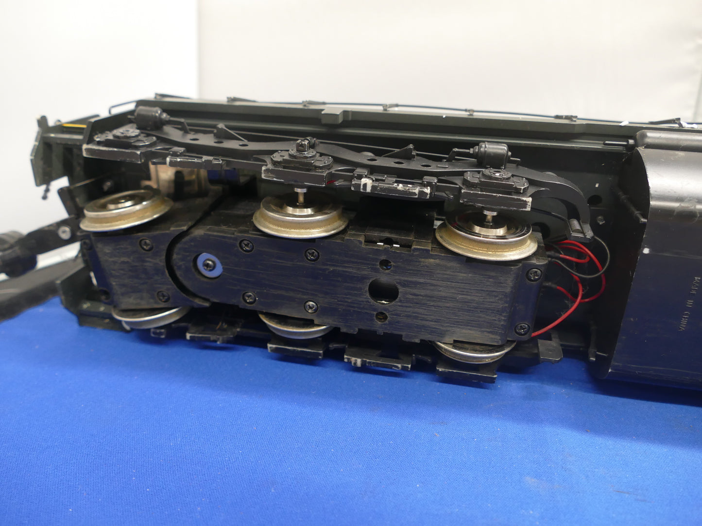 USA Trains SD-40 Pennsylvania (Used)