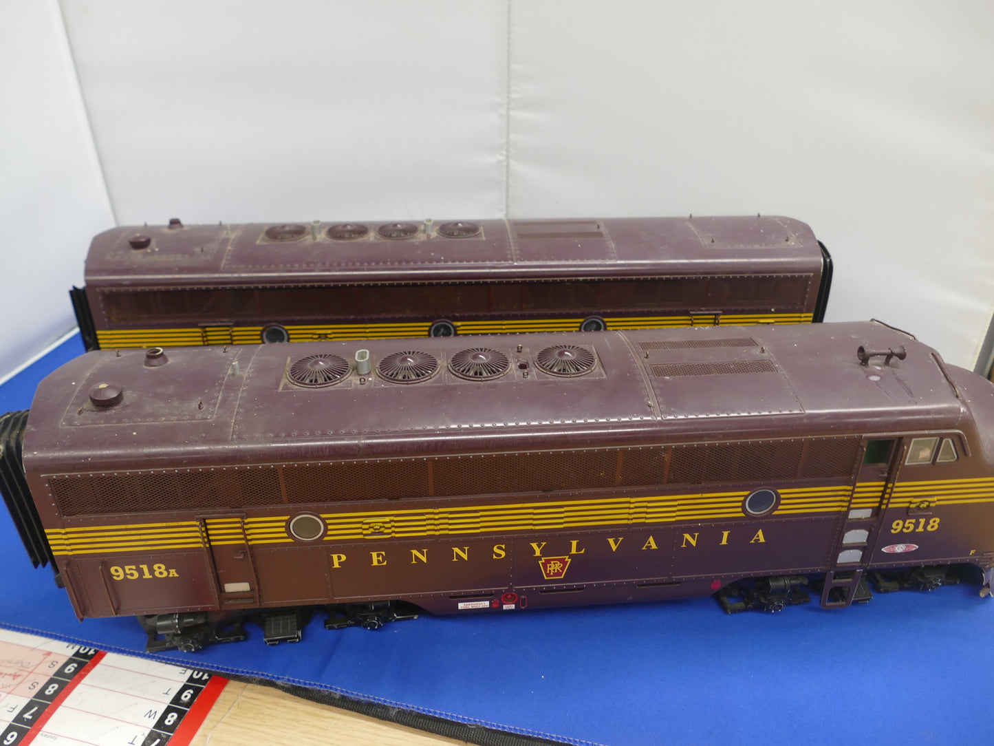 USA Trains Pennsylvania twin unit ERMD F3A & F3B (Used)