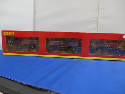 Hornby OO R6225 Open Box Wagons (Used)