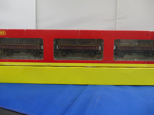 Hornby OO R6225A Open Box Wagons (Used)