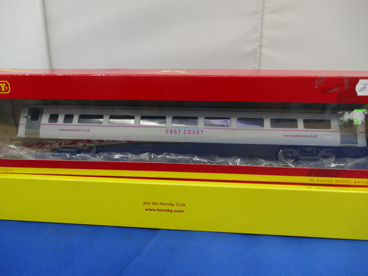 Hornby OO R4665A East Coast Coach (Used)