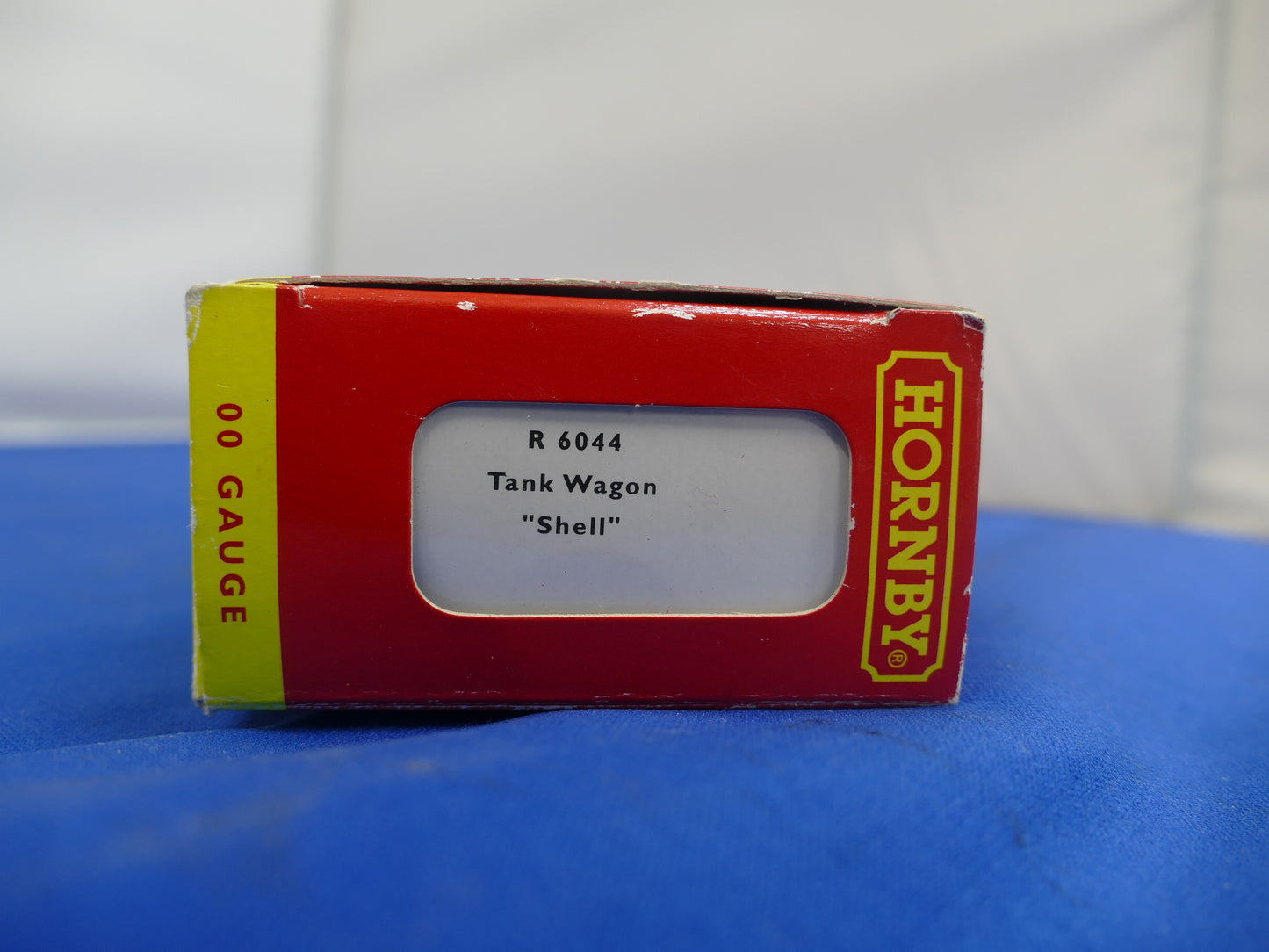 Hornby R6371 "Shell" Tank Wagon (Used)