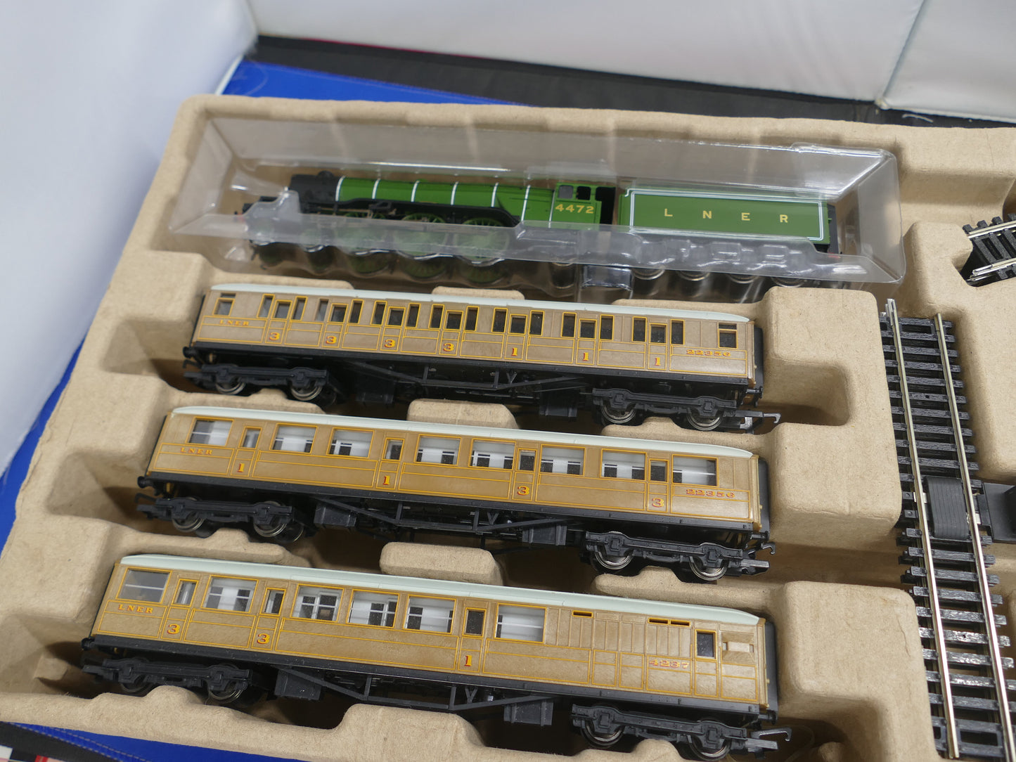 Hornby R1255 Flying Scotsman Train Set (Used)