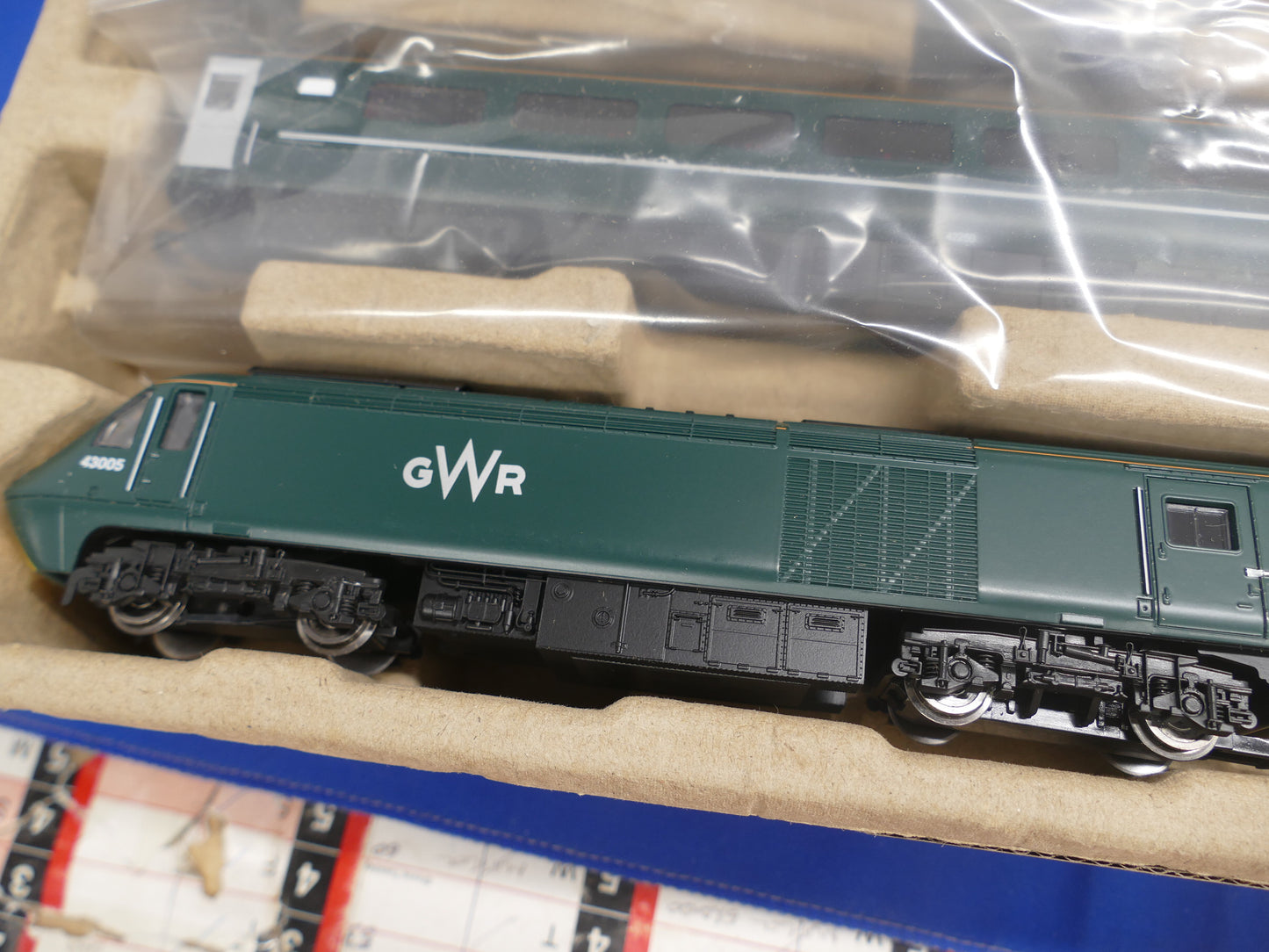 Hornby R1230 GWR High Speed Train Set (Used)