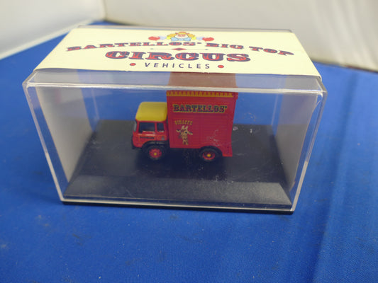 Hornby R7040 Bartellos Bedford SWB Rigid (Used)