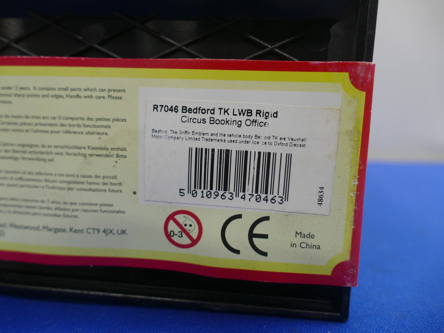 Hornby R7046 Bartellos Bedford TK LWB Rigid (Used)