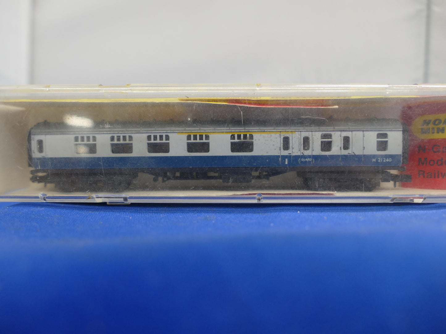 Minitrix BR Coach N30* (used)