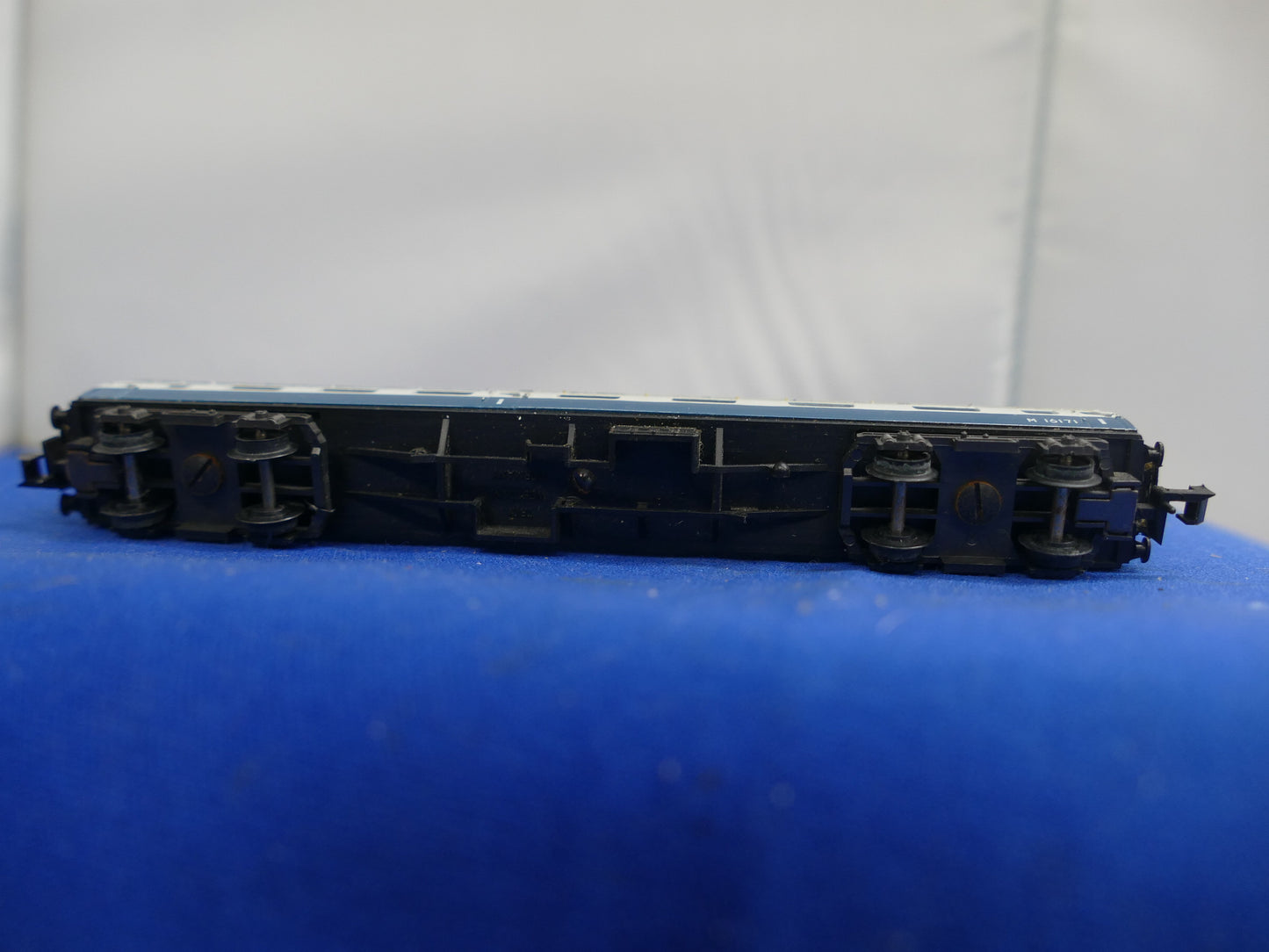 Minitrix BR Coach N305 (used)