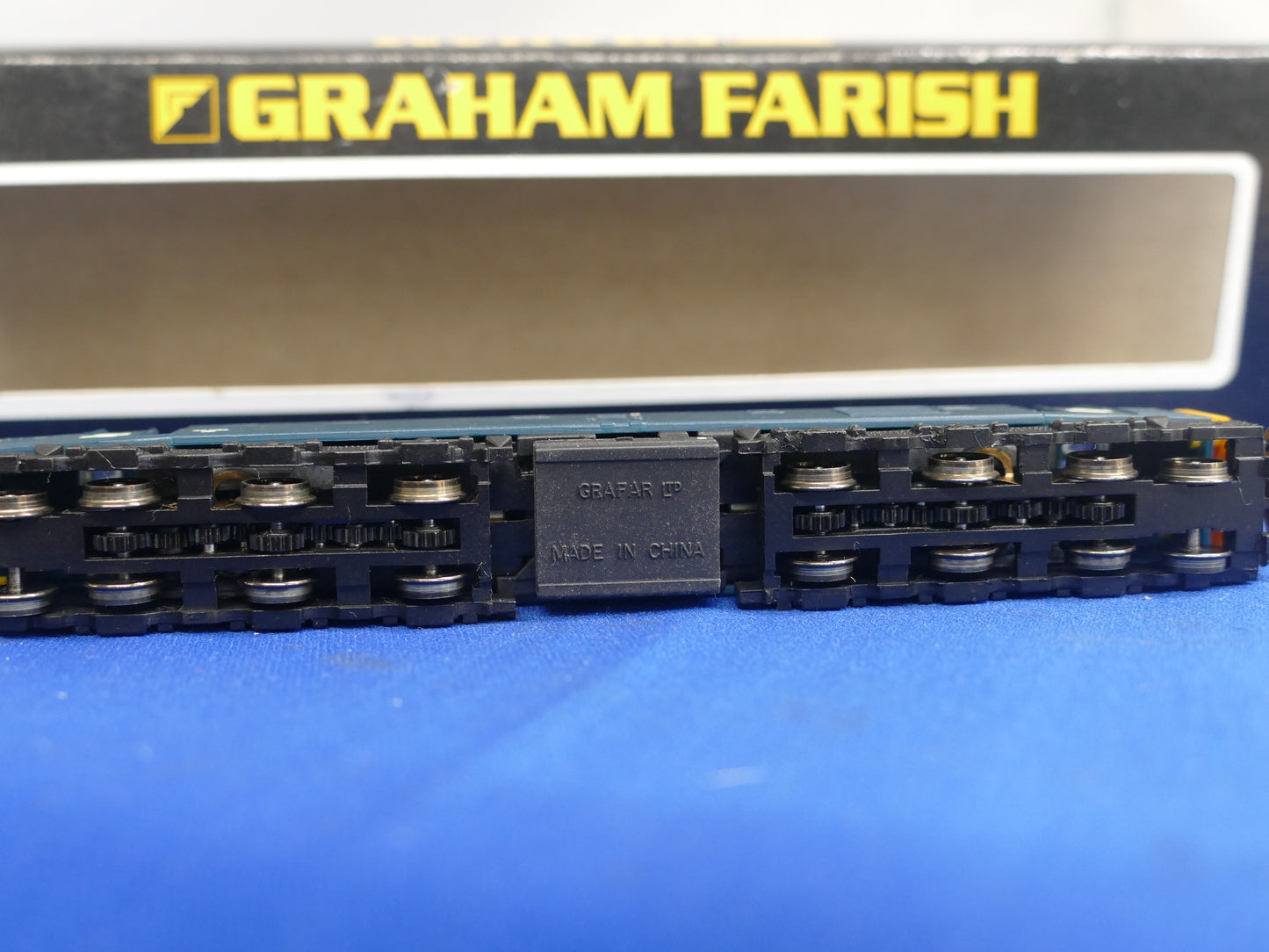Graham Farish N Gauge 371-176 Class 40 Diesel (used)