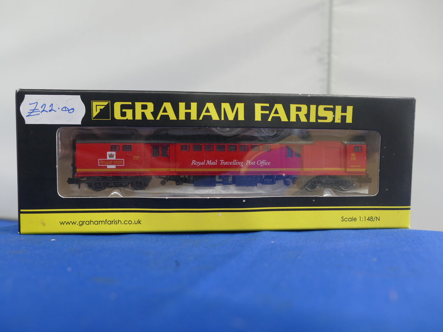 Graham Farish N Gauge 374-900 Royal Mail (used)