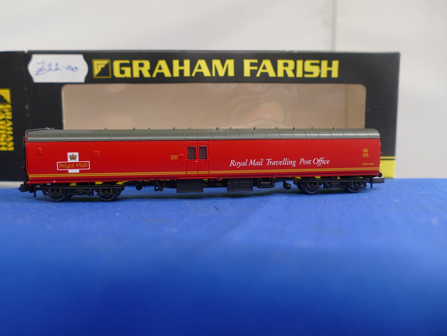 Graham Farish N Gauge 374-900 Royal Mail (used)
