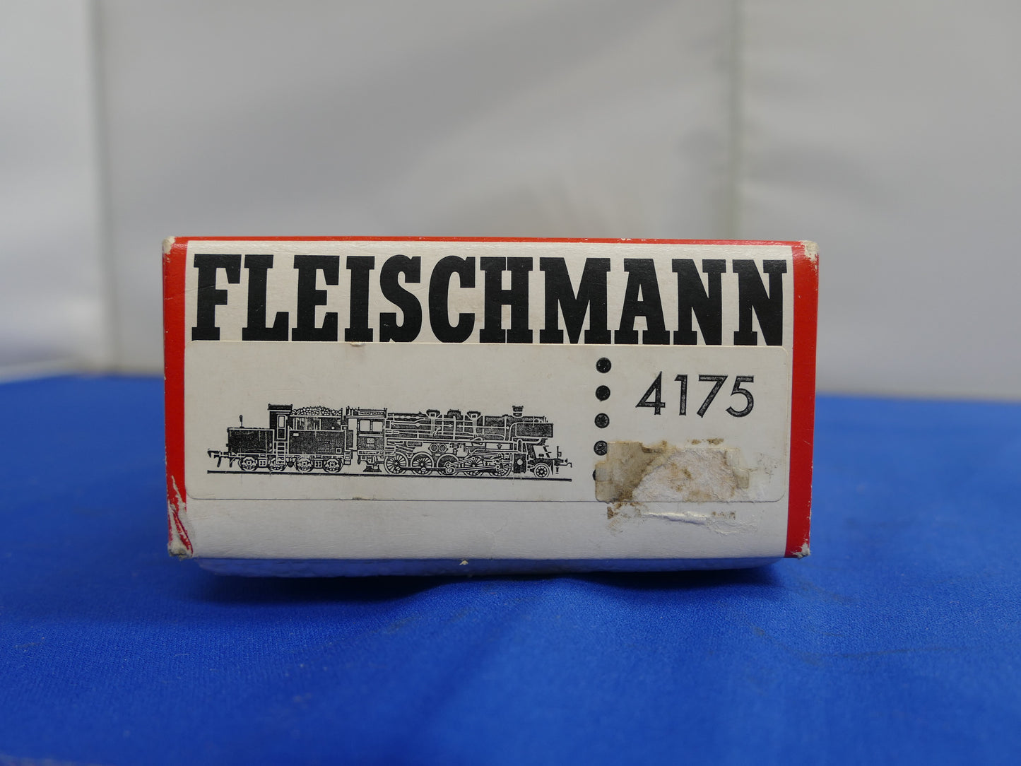 Fleischmann HO 4175 Steam 2-10-0  (used)