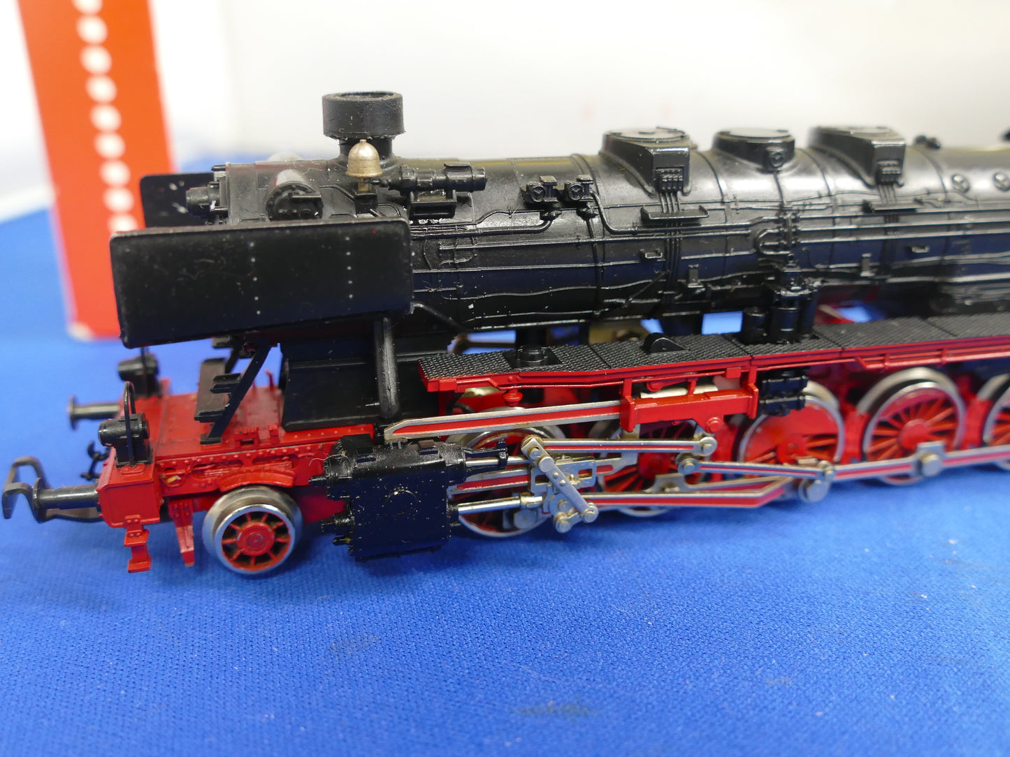 Fleischmann HO 4175 Steam 2-10-0  (used)
