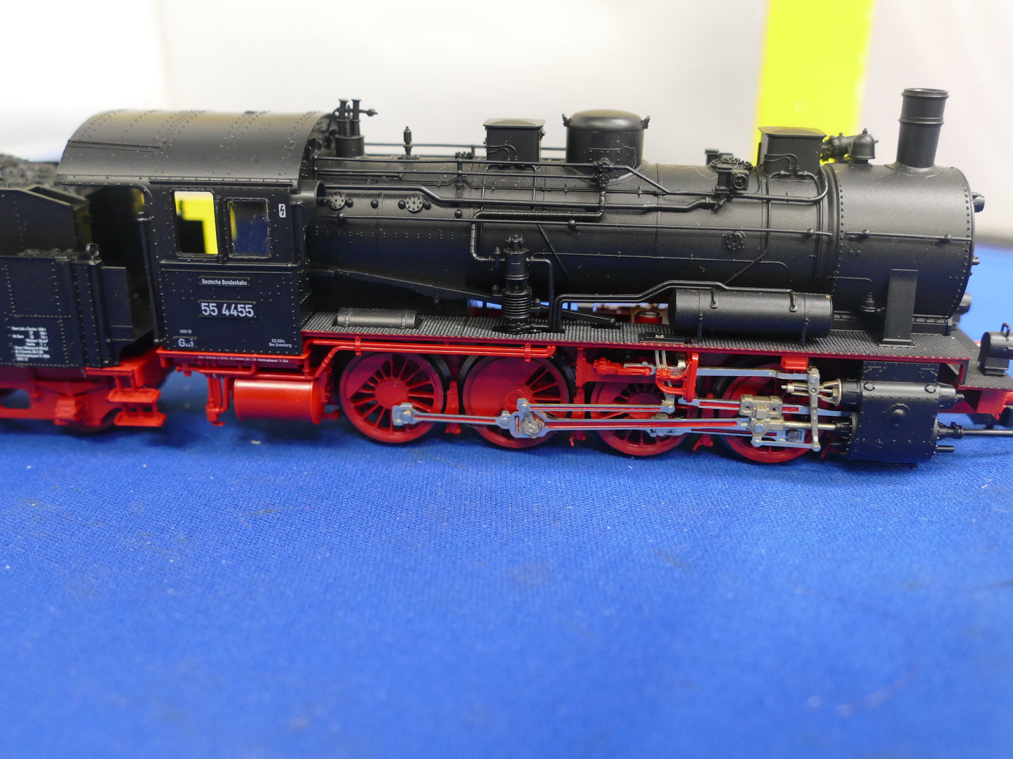 Fleischmann HO 4155 Steam 0-8-0  (used)