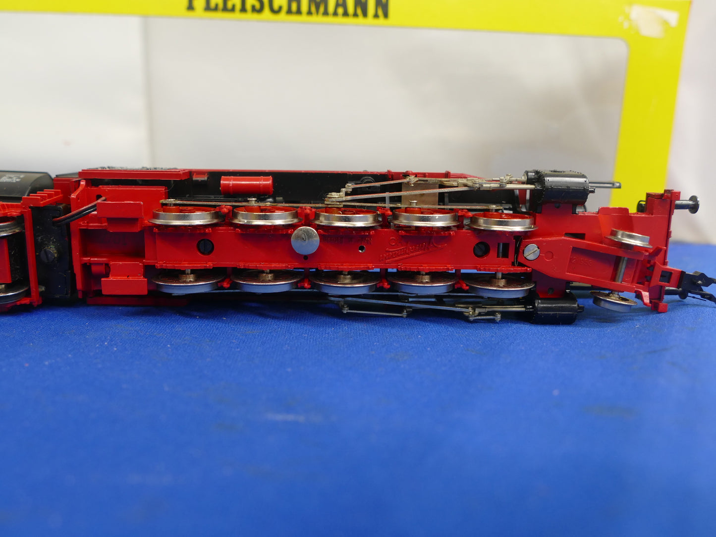 Fleischmann HO 4176 Steam 2-10-0  (used)